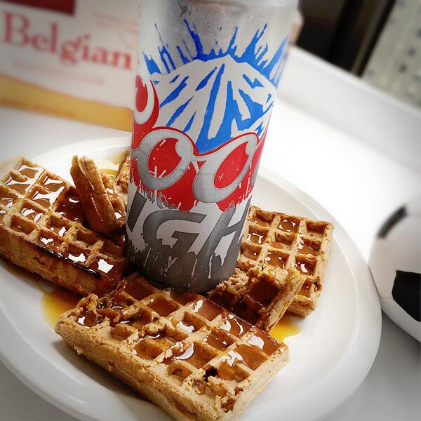 CoorsLight's tweet photo. Hey Belgium, how do you like them waffles? #GoUSA #IBelieveThatWeWillWin http://t.co/ywmYFKnvUR