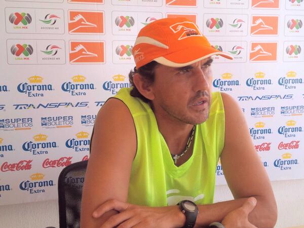 Nuestro D.T al finalizar el entrenamiento