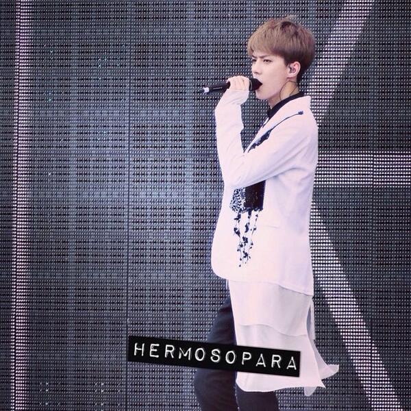HERMOSOPARA's tweet photo. 140701 HK Dome Festival #엑소
덥고 ♨️ 비오는 ☔️ 날씨에 수고한 아이들😭
엑소최고 👍 짱 짱 짱 http://t.co/88kB4VNxx3