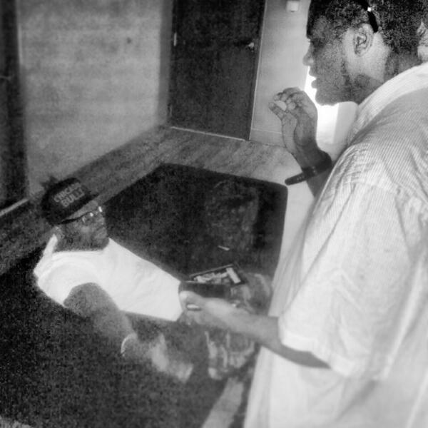 LOADGang's tweet image. Ran Live &amp;amp; Wizgamb #Politicing @BatcaveStudio #LOADGang