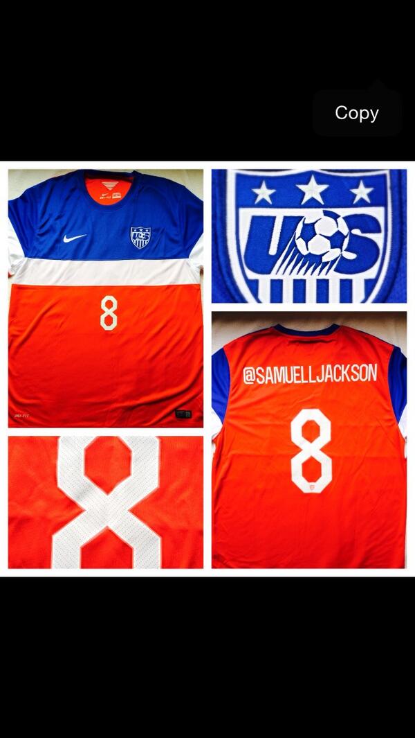 SamuelLJackson's tweet image. YALL READY??!!!!