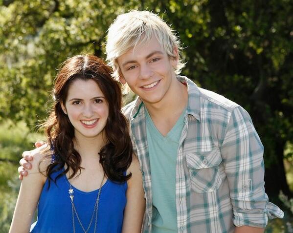 NadiaMand's tweet photo. @lauramarano follow me please!! *n* http://t.co/f9WtxgO4ka