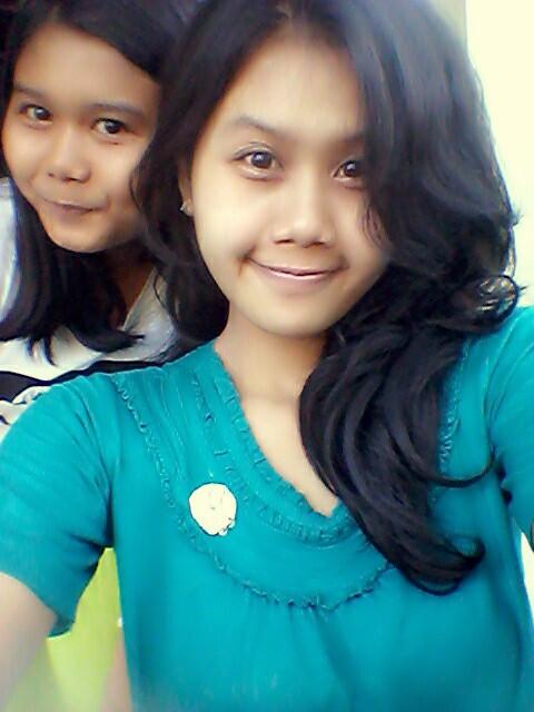 ayudyah_okta's tweet photo. Tumben kerumah bajang @ayu_meidita http://t.co/3HzlsmkNAc