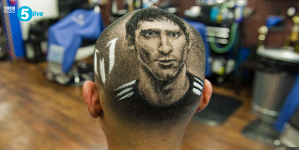 SundayChants's tweet photo. "I'll have the Lionel Messi please mate." http://t.co/AkRpss8vUw