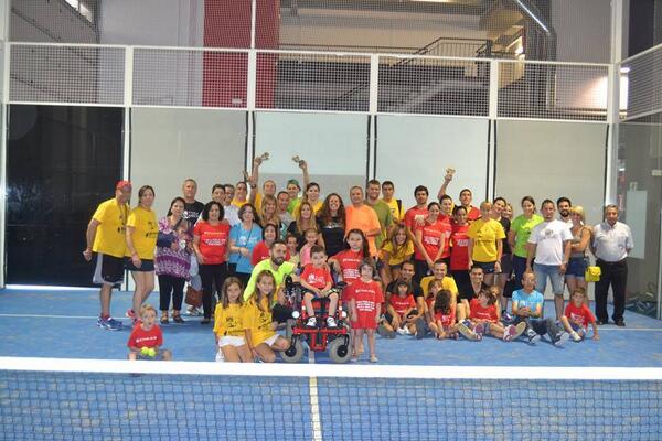 NearPadel's tweet photo. El torneo benéfico fue espectacular!! #padel 
 https://t.co/Pk3mtlxG35

El torneo benéfico fue espectacular! #padel http://t.co/QPXpL7Mfcy