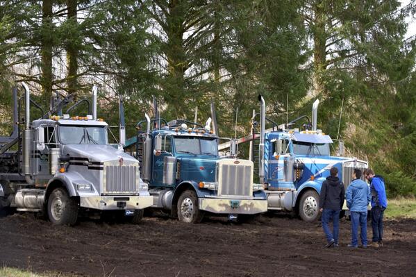 adamferrara's tweet photo. Tonight an all NEW #TopGear 9pm @History
Rollin' Coal tonight.
What could possible go wrong!
#willBLiveTweeting http://t.co/rkMgFFF58K