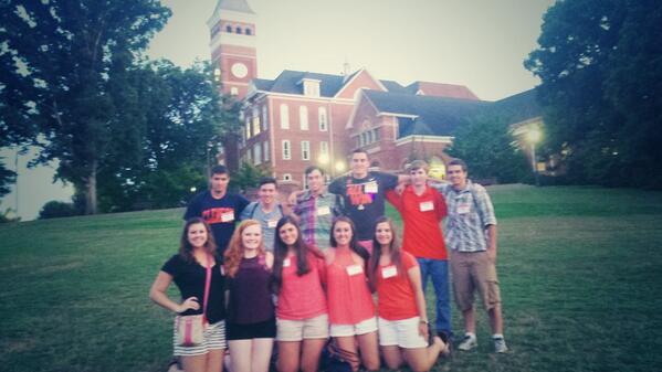 CUOAlydia's tweet photo. S/O to this fabulous group of lobsters I got to hang with on bowman! #clemson18 http://t.co/I2CzK1YkOf