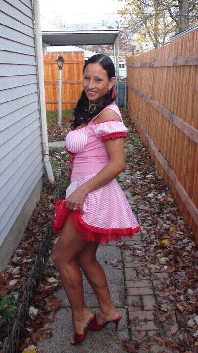 blowsyou's tweet photo. Rt if u to fuck this lil Red Riding Hood... @MariaVxp http://t.co/W3gvcbZDsg