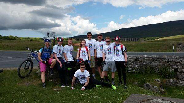 MHA6thForm's tweet photo. Day 2 -  a quick stop at Ribble head and another £15 in donations. #jodiedixon,  #coasttocoast http://t.co/umi44r60yX