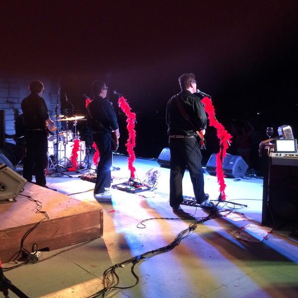 JessiesGrove's tweet photo. #TheDepartmentOfRock was #GroovinInTheGrove last Saturday night! #JessiesGroveWinery #JGWinery http://t.co/pilq1132KT