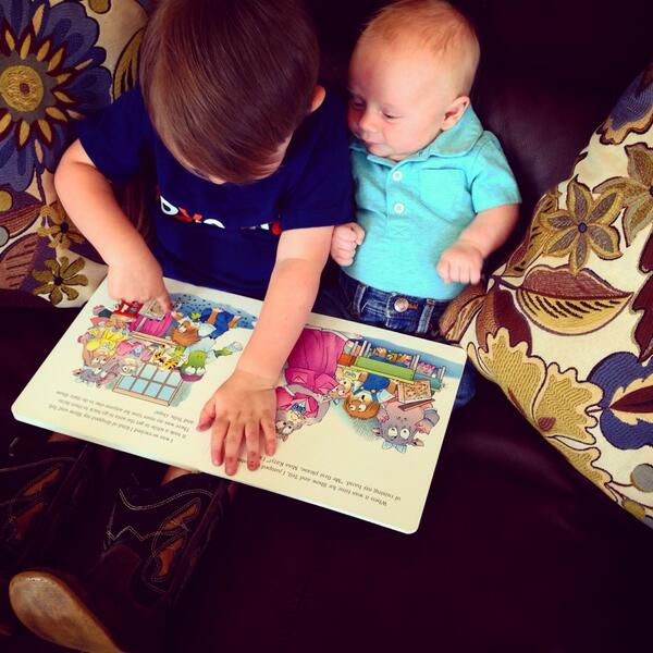 CorbanCash11's tweet photo. Story time with @EuanReuel 
#brothers http://t.co/xrb5dKQz2E