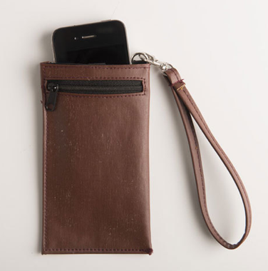 EnspireLeather's tweet photo. Going out on the town? Keep everything in 1 place with our #recycled leather phone case &amp; wallet ..only $6.99! #deal http://t.co/rbNPMUQRVF
