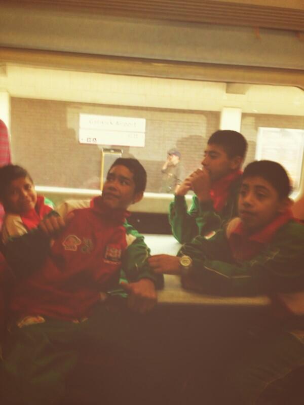 #Triquis kids at <a href="/GatwickExpress/">Gatwick Express</a> sponsored by <a href="/LOVISCompany/">LOVIS</a> <a href="/DynaWare/">DynaWare</a> @EmbamexGBR