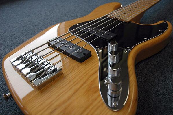 SixStringVai's tweet image. Mike Lull Custom Guitars