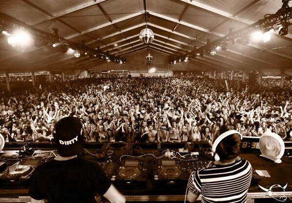 Dirtyphonics...our favourite French export! Always delivering a killer set with unrivaled energy 👍 <a href="/DIRTYPHONICS/">Dirtyphonics</a>