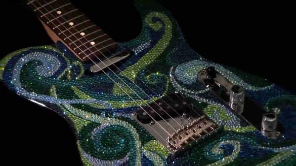 SixStringVai's tweet image. Amanda Dunbar's Precious Rebels Art Guitar