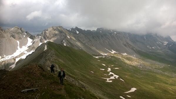campanacaduti's tweet photo. Cresta di costabella...#sentierodellapace @valdifassa @ana_web @TraRocceCielo @VisitTrentino http://t.co/MzCRmXKBEJ