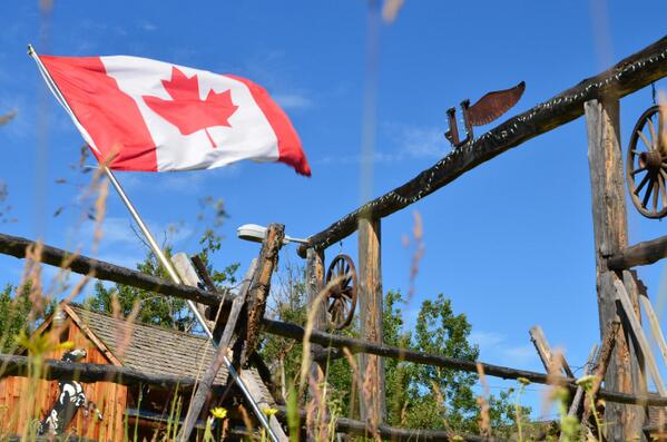 FlyingURanch's tweet photo. Happy #CanadaDay http://t.co/RlcQzbmgZ5