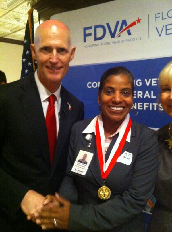 _impactbroward's tweet image. Veronica, VHV recruiter, receiving service medal @ Governor Scott's Veterans Recognition earlier today. #veterans