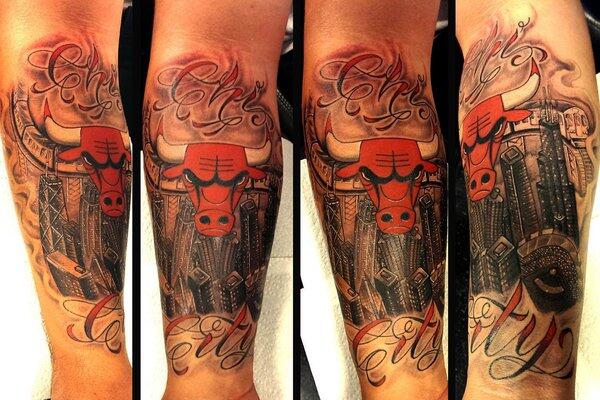 ✶ Sports Mockery ✶ on X: "20 Awesome Chicago Sports Tattoos... http://t.co/Jnzmknh3XJ #Chicago #Bulls #Bears #WhiteSox #Cubs #Blackhawks http://t.co/05lMQJ3cnH" / X