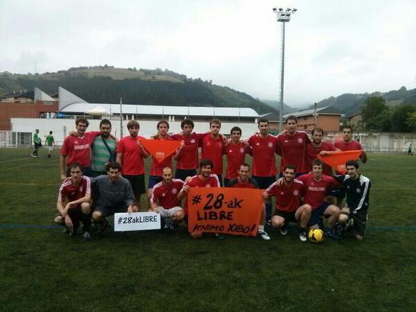 Gure taldia bebai!! <a href="/BergaraLibre/">Bergara Libre</a> #XiboLIBRE #28akLibre