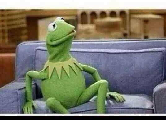 KrmitTheSnitch's tweet photo. When ya grandma see the Sunday dinner in the trash http://t.co/qSULaaMjtH