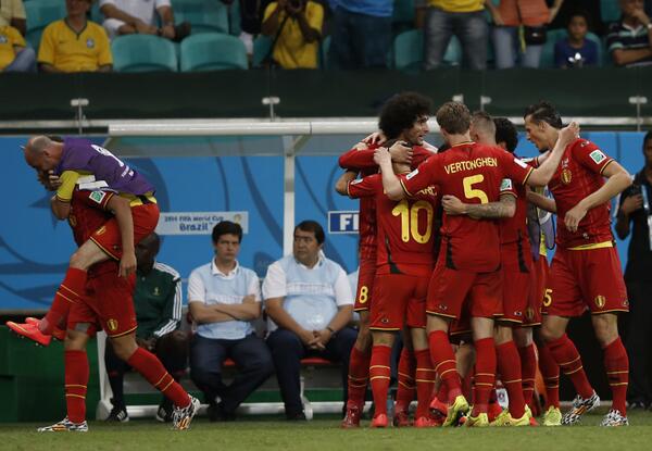 SkySportsPL's tweet photo. Goals from Kevin De Bruyne and Romelu Lukaku have given #BEL a 2-0 extra-time lead. http://t.co/2izyb8F4XX #WorldCup http://t.co/h1LB86cwDj