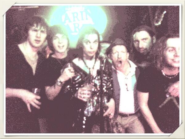 Bigbadpie's tweet photo. Look at adam luke funny as lol http://t.co/vT00EH2w1i