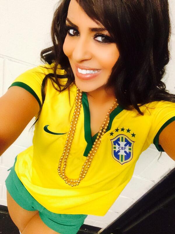mslayel's tweet photo. Sneak peek ... Coming soon on http://t.co/r6un4km5CE  #worldcup #brazil #lol @wwe 💋 http://t.co/lgh6Is02IE