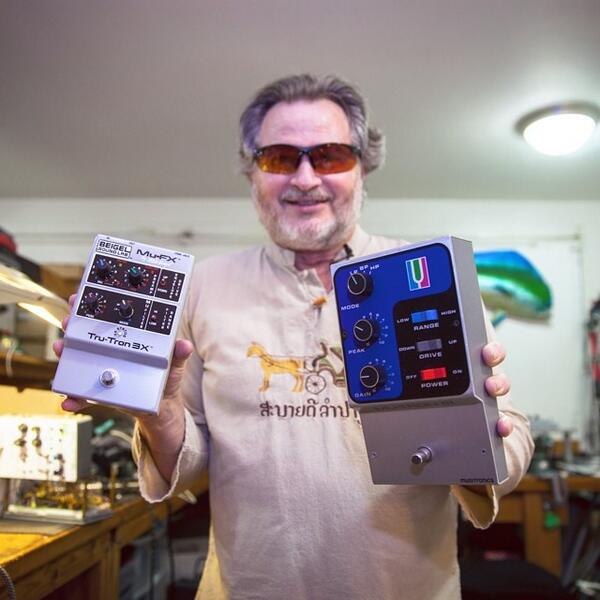 BeigelSoundLab's tweet photo. 1972 and 2013 are only inches away. #MuTron #TruTron @mikebeigel http://t.co/rK6QoMbIP3