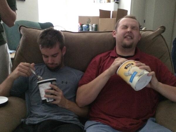 MooseOfAllMeese's tweet photo. @jbristow116 and @paradigmbdayboy are eating their feelings after that loss. Anddddd they made me get a twitter http://t.co/I9FK1Jxzkn