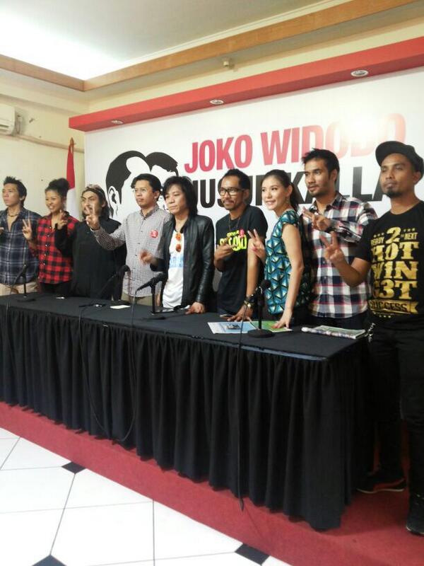 jflowrighthere's tweet photo. Resmi! 5 Juli nanti kita #Ngabuburit2Jari di GBK. Buktikan ini negara pluralistik yang anti kekerasan. http://t.co/qCTQNlcarS