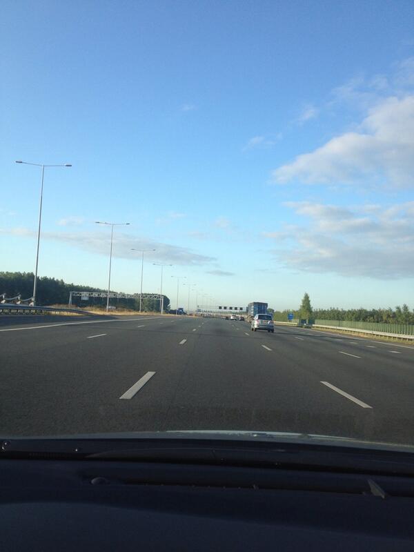 seanjansen's tweet image. Heerlijk rustig op de weg.....        On my way to @Conclusion_FIT  😄