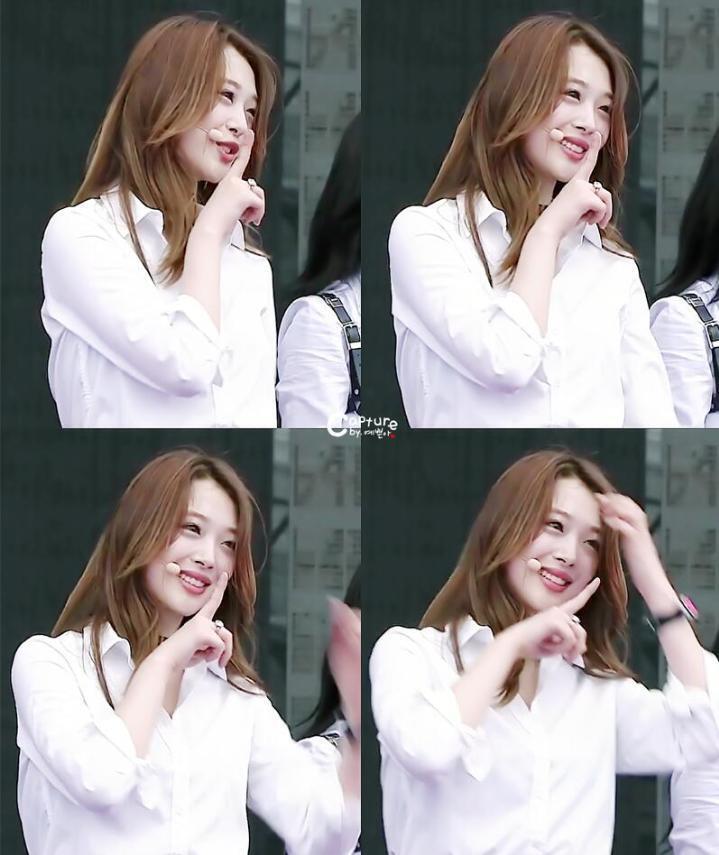 Brg2gOYCIAA_cCi.jpg:large