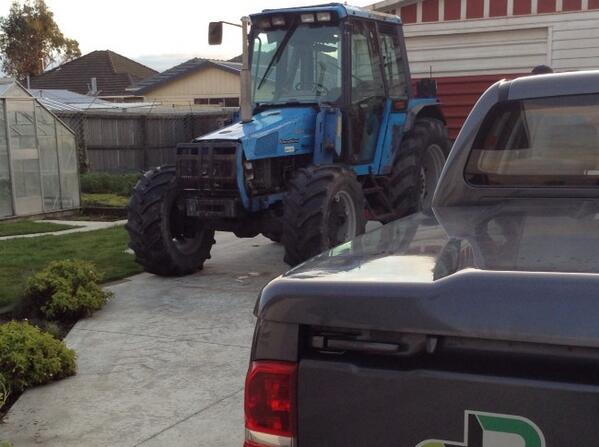 SmartFarmSys's tweet image. Downtown CHCH what's this doing here