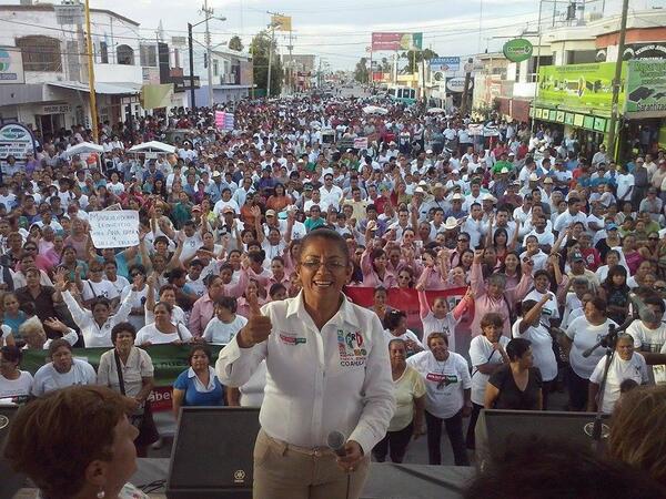Anaisabelpri's tweet photo. Mi gente mi distrito mi fortaleza. @florrent @aguillondavid http://t.co/iLtS7nqbcG