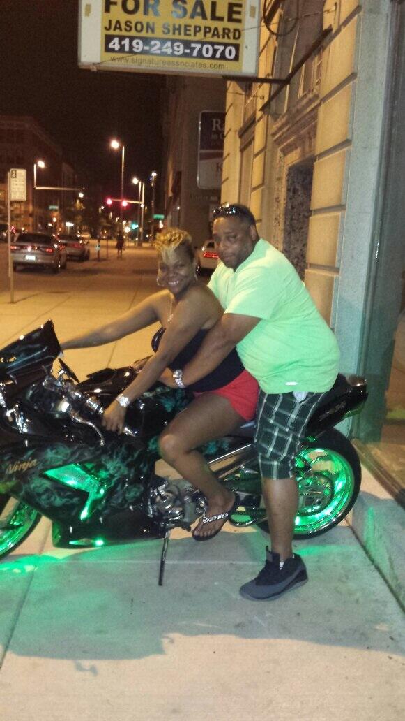 mokancharge's tweet photo. I LOVE BIKES!!!!! http://t.co/Lt44ZiN4be http://t.co/mB0Od731FD