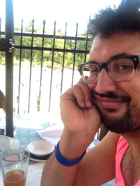 DominiqueFricot's tweet image. I was boooooorrrrrn by the river. In a little tent #thatsariverbehindme #twobeersin