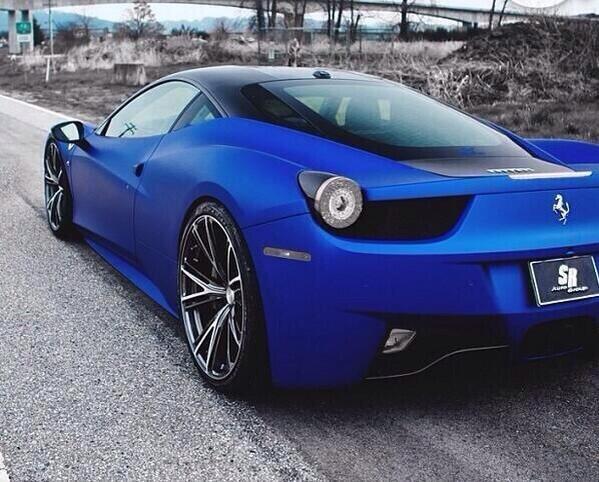 EC765's tweet photo. The blue on this Ferrari😍 http://t.co/cFEbv5VsYG