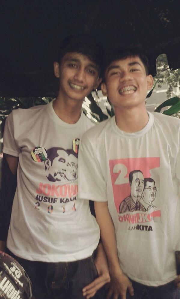 aldtrnd's tweet photo. #Jokowiadalahkita #PoskoRelawan http://t.co/hYm6dHeYrq