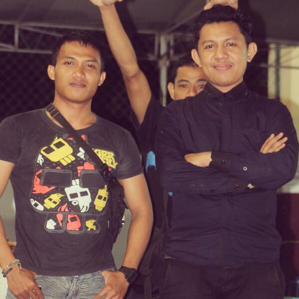 rahmatgobel's tweet photo. My style :D http://t.co/UGQCf5d838