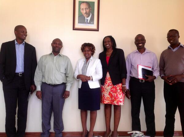 A souvenir pic after the signature of the MoU with <a href="/DOTRwanda/">DOT Rwanda</a> the MoU aims to take students knowldge 2 da next level.