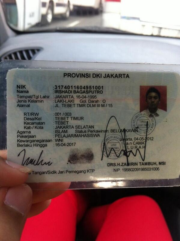 irshaadi's tweet photo. Jangan pernah spasi nama bagas putro nya..... Nama gue disambung ya.... http://t.co/718XRk8c7E