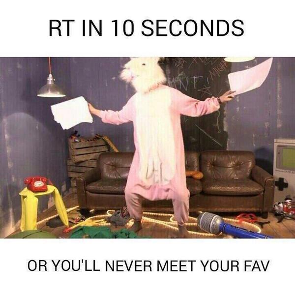 ceyoungtw's tweet image. The fear is real #dancingrabbit