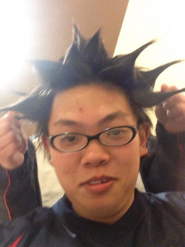 isiguroIOVE's tweet photo. この髪型に勝てる奴いる？？ http://t.co/CgTYNw6KWj