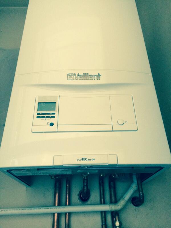 NottsHeat's tweet image. Get 5 of your friends to replace there boilers &amp;amp; get yours replaced free ... Offer ends sept 1st 2014 .