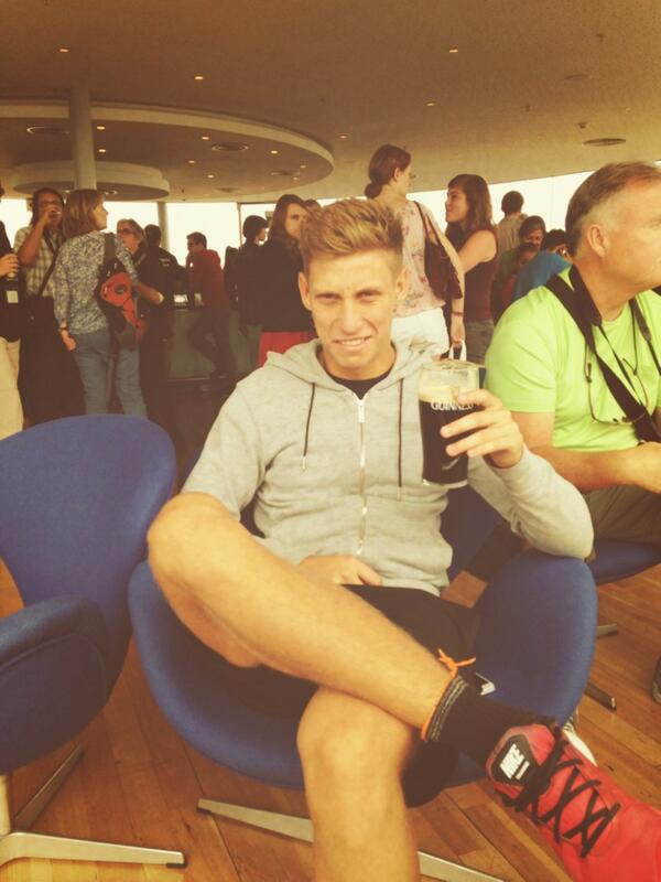 csherwinxxx's tweet photo. @lukeysherwin not impressed http://t.co/UIiVejkk8h