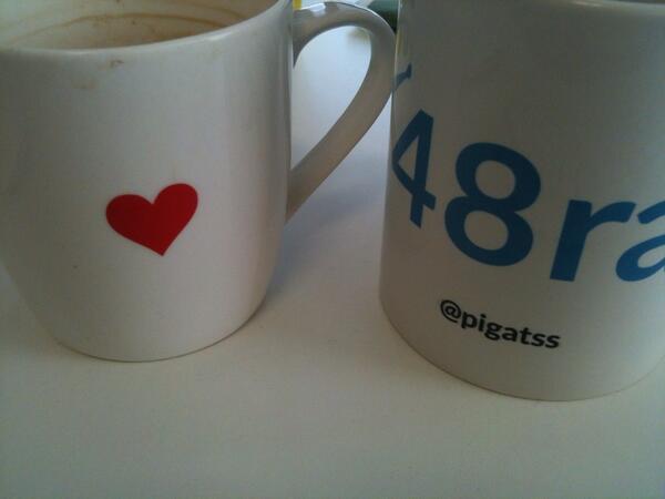 pigats's tweet image. looooovely mugs :)