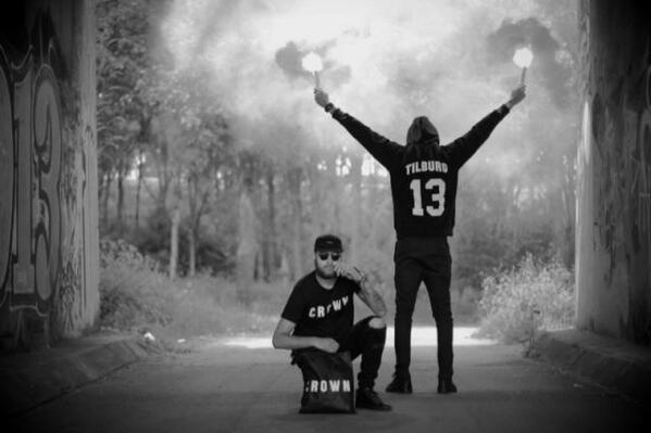 CROWNTILBURG's tweet photo. Vanaf morgen 13.13u zal onze "HOMETOWN" collectie in de winkel te  vinden zijn! Zie ook http://t.co/PeLJaAzvkK http://t.co/MbJs0hb8T5
