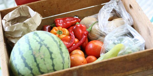 8 reasons CSAs are better than the grocery store huff.to/1qyccqY